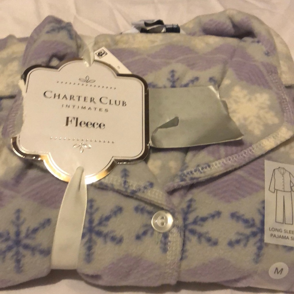 Women’s fleece pajamas